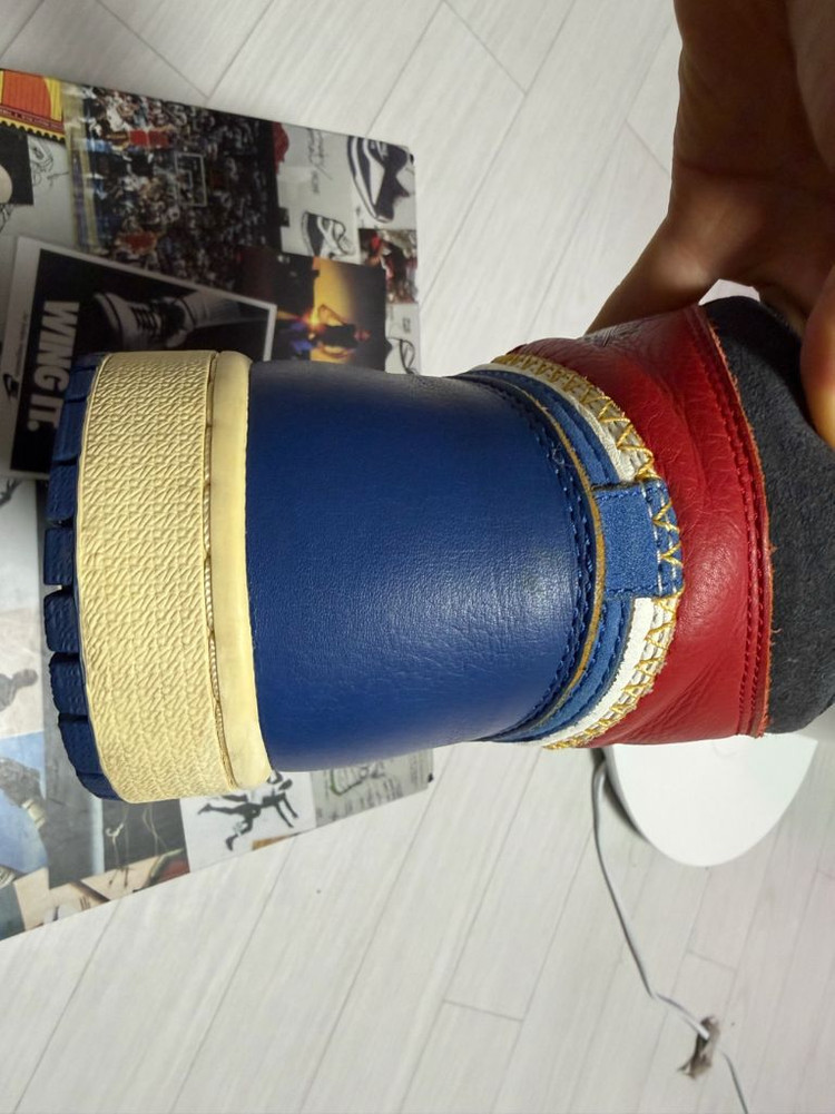 유니온x조던1 블루토 260 이미지