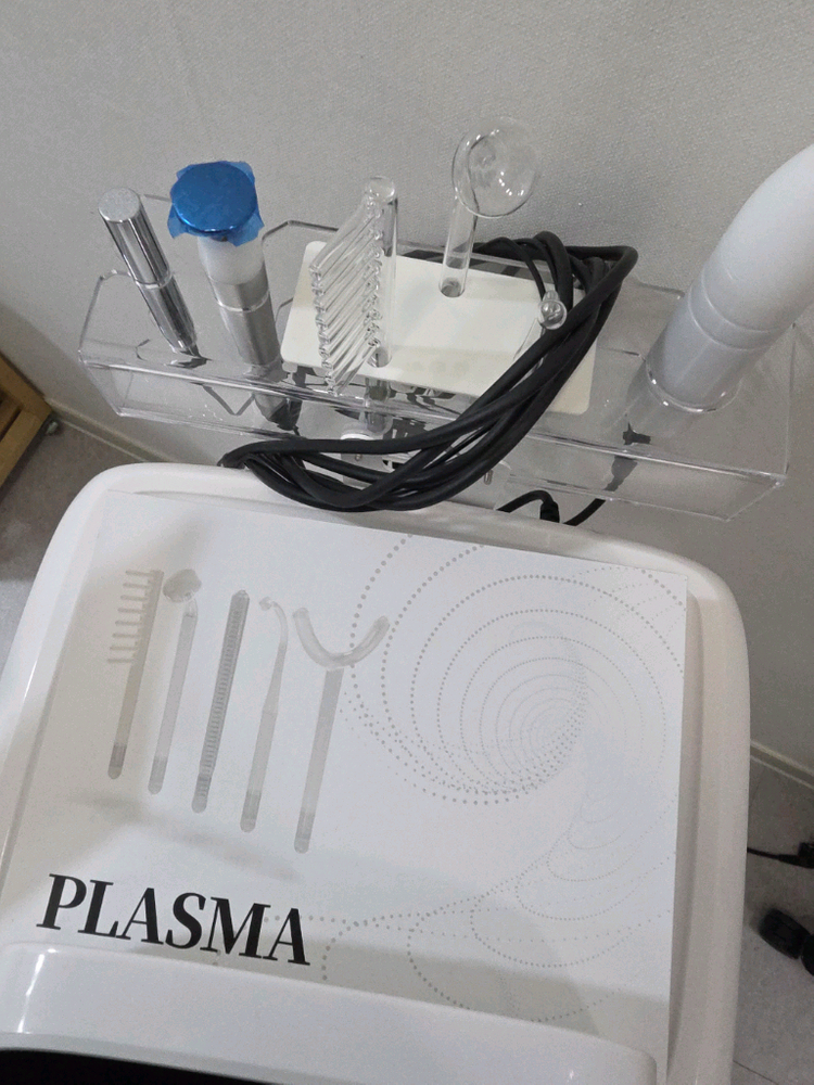 잡티 및 색소 관리와 두피 관리까지 가능한 새상품급 멜라웨이브 판매합니다.--3