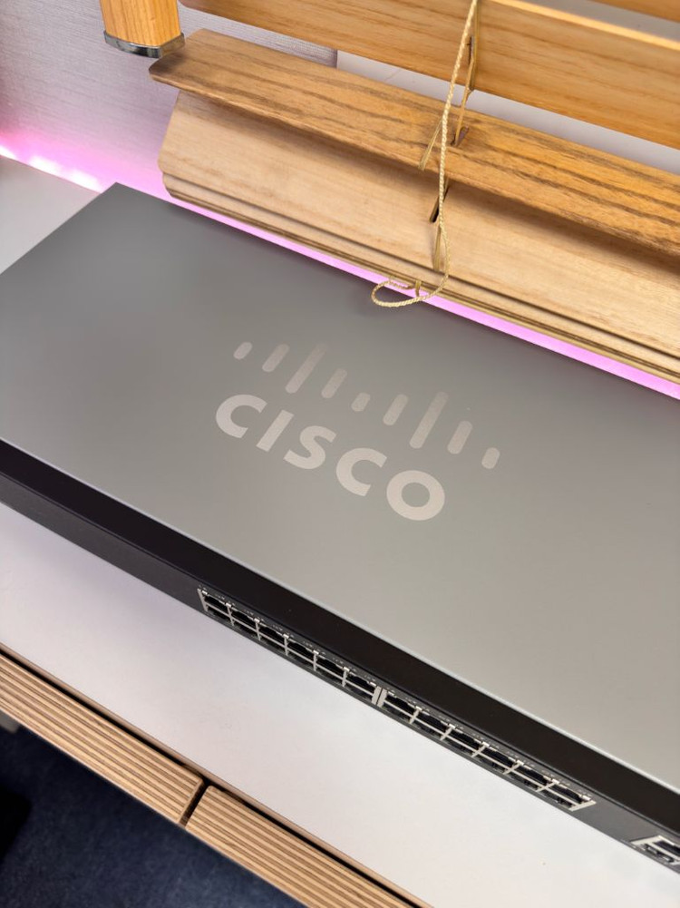 cisco sg220-26 스위치허브--3