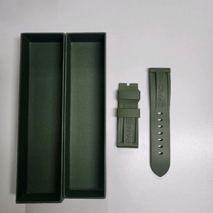 파네라이 러버 밀리터리그린색상 판매합니다