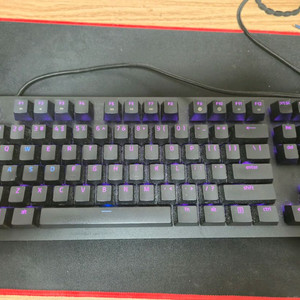 레이저 헌츠맨 키보드