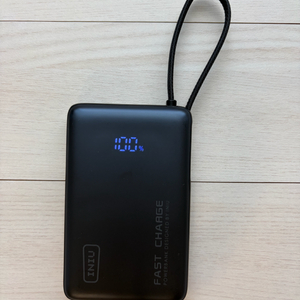 INUI P61L-P1 10000mAh 보조배터리