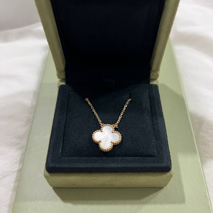 반클리프앤아펠 목걸이