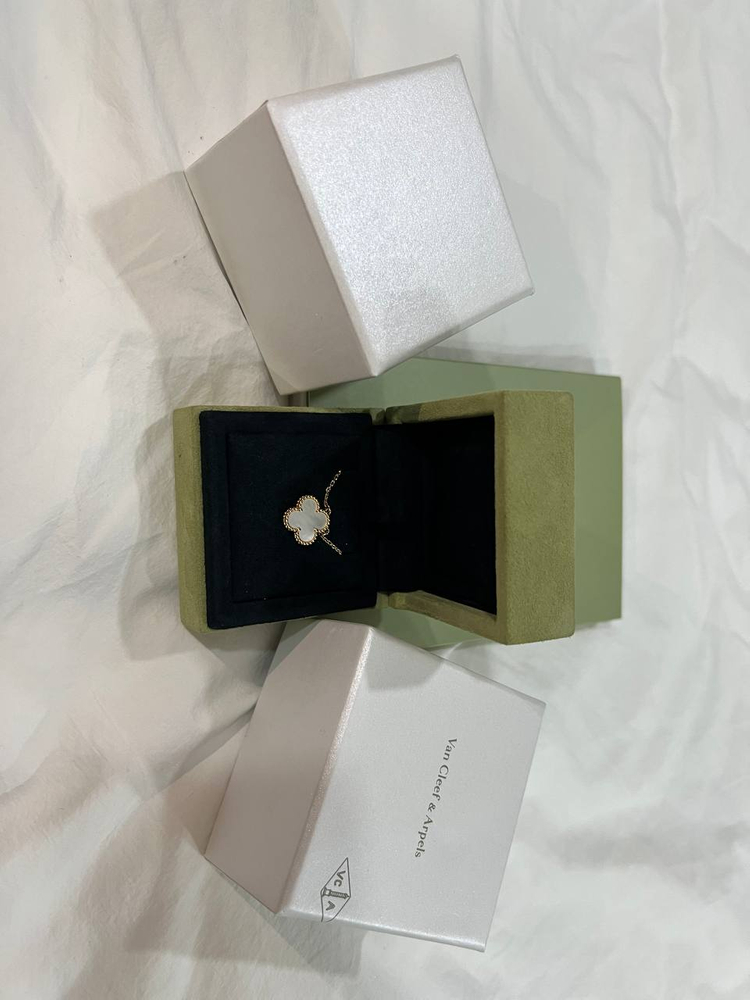 반클리프앤아펠 목걸이--1