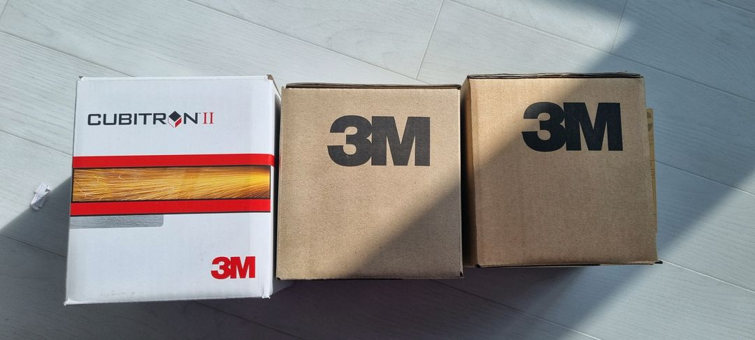 3M 절단석 그라인더날 65148과 01994 제품 팝니다--1