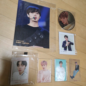 왕과사는남자 단종 배우 박지훈 워너원 활동시절 공식포카 및 기타굿즈 판매