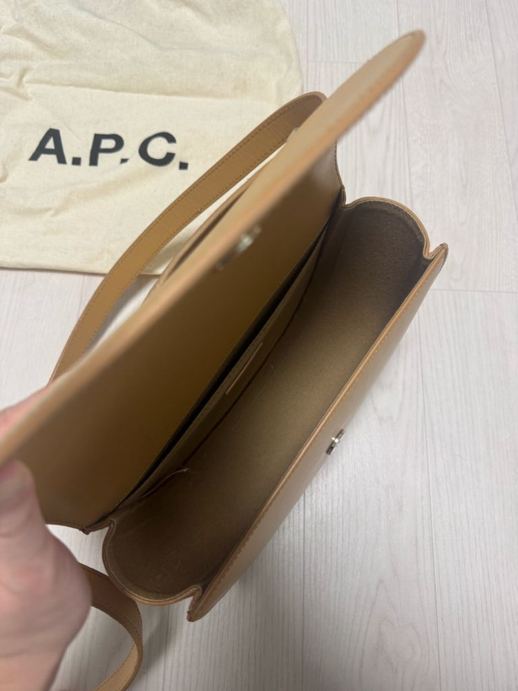 아페쎄 제네바백 이미지