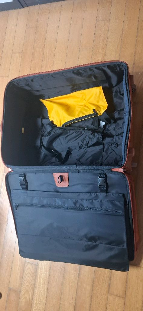 만다리나덕 24인치 2단 캐리어가방--7