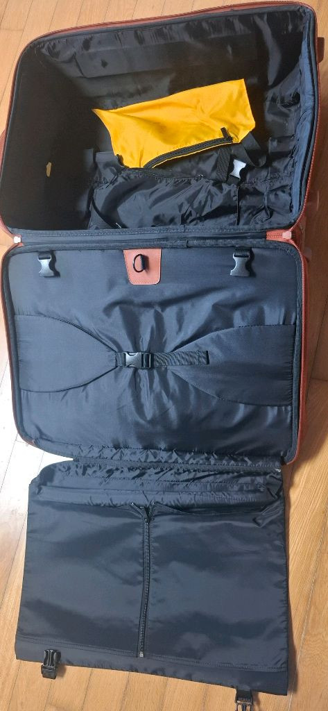 만다리나덕 24인치 2단 캐리어가방--8