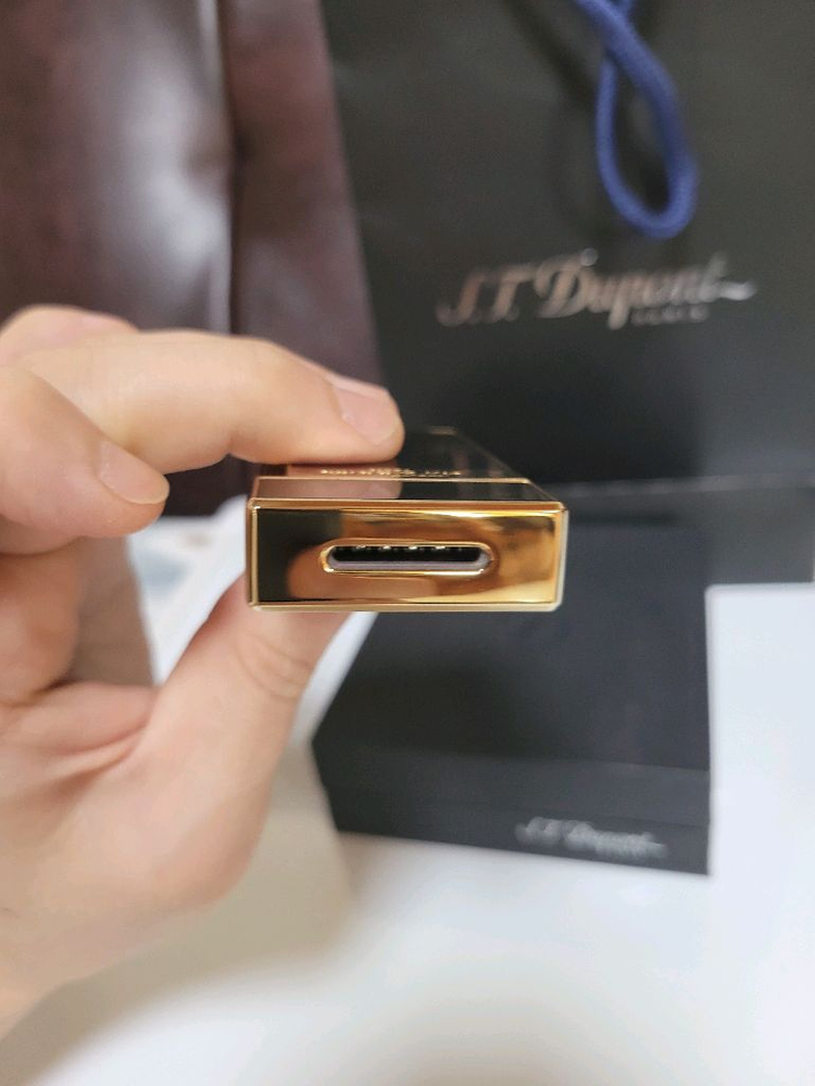 [새상품급] 듀퐁라이터 신형 ca025002 비기 블랙 래커 금장 터보 듀퐁 라이타--7