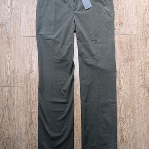 (새제품) 존 바바토스 카키색 면바지 (31-32)