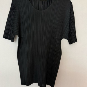 플리츠 플리즈 베이직반팔티