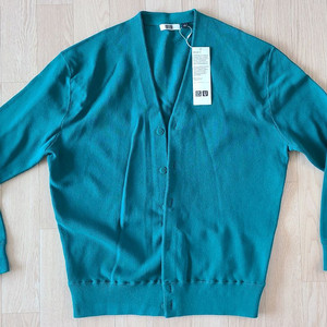 유니클로 U 코튼블렌드 V넥 가디건 그린 L사이즈 새제품