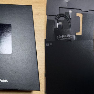 폴드5 512g 풀박스 팝니다