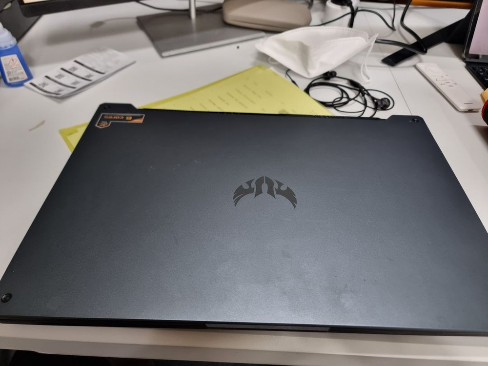 ASUS TUF Gaming A17 RAM 32 M.2 250GB 팝니다.--3