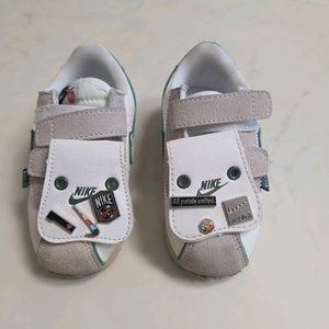 나이키 코르테즈키즈 올페탈 유나이티드 9c 150사이즈