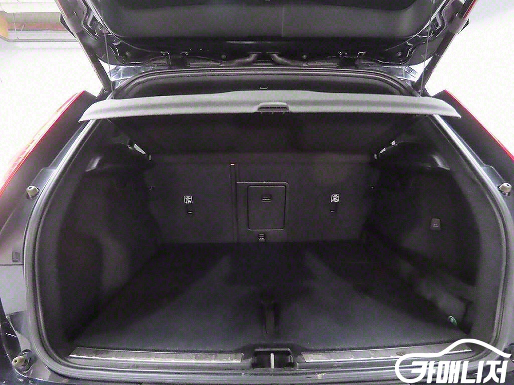 [볼보]XC40 B4 AWD 인스크립션 #앱특가--8