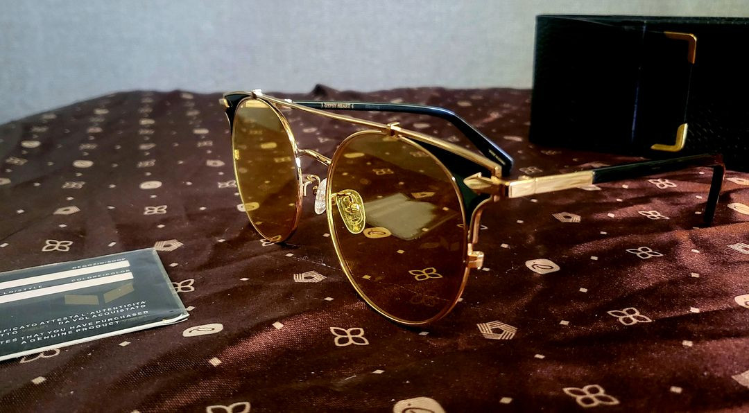 [미사용 새상품] - 옐로우 틴트렌즈 선글라스--3