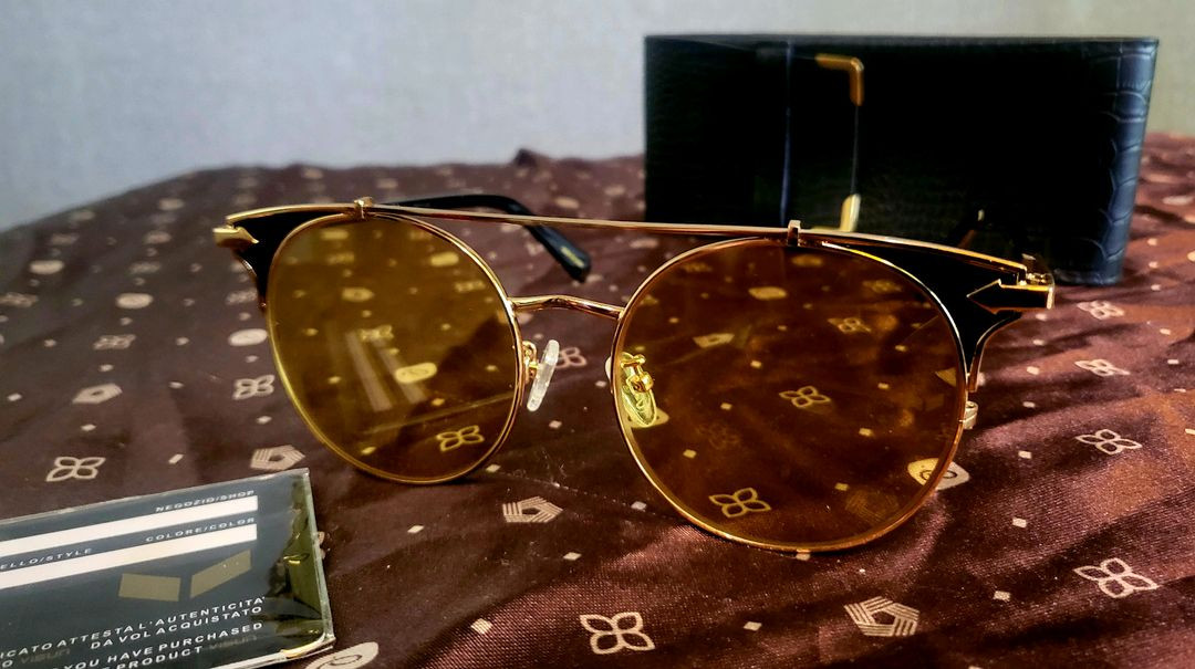 [미사용 새상품] - 옐로우 틴트렌즈 선글라스--7