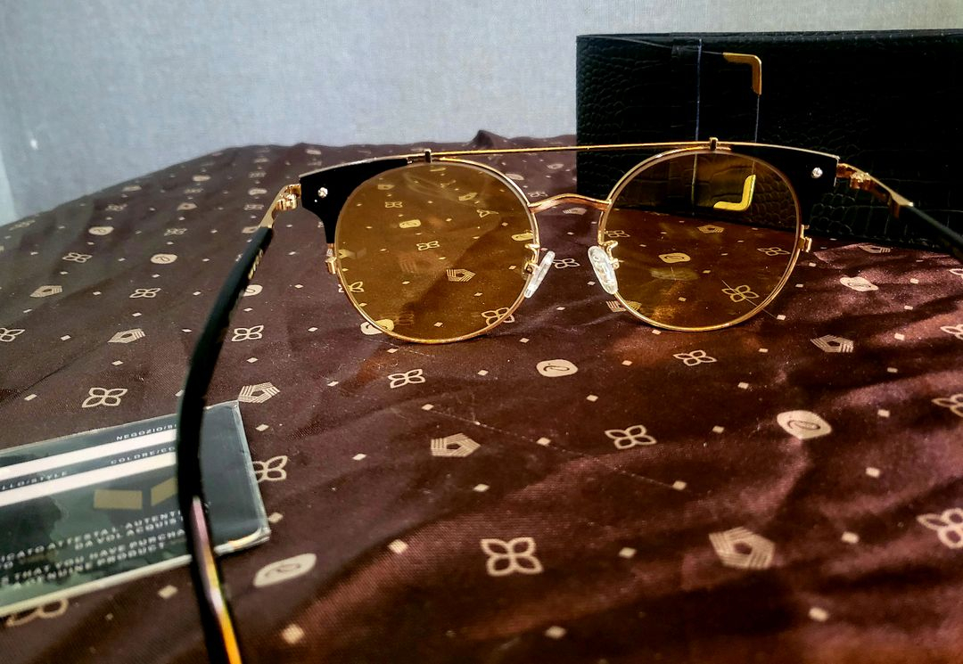 [미사용 새상품] - 옐로우 틴트렌즈 선글라스--8