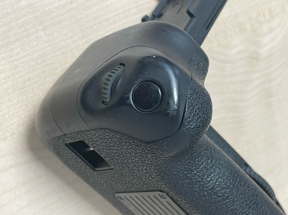 캐논 BG-E13 세로그립 (배터리 그립)--3