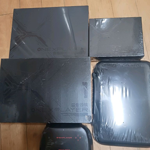 원엑스플레이어 x1 8840u 64ram 4테라 이미지