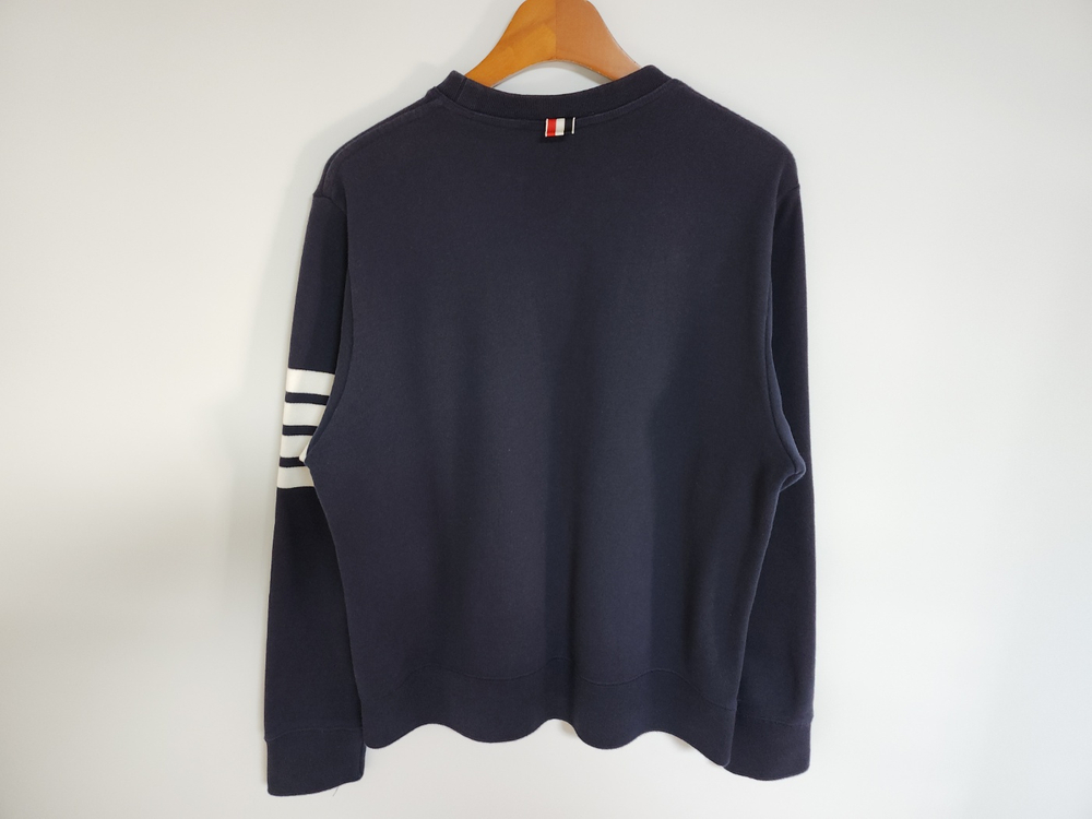 [4] 톰브라운 네이비 사선완장 맨투맨 MJT021H--6