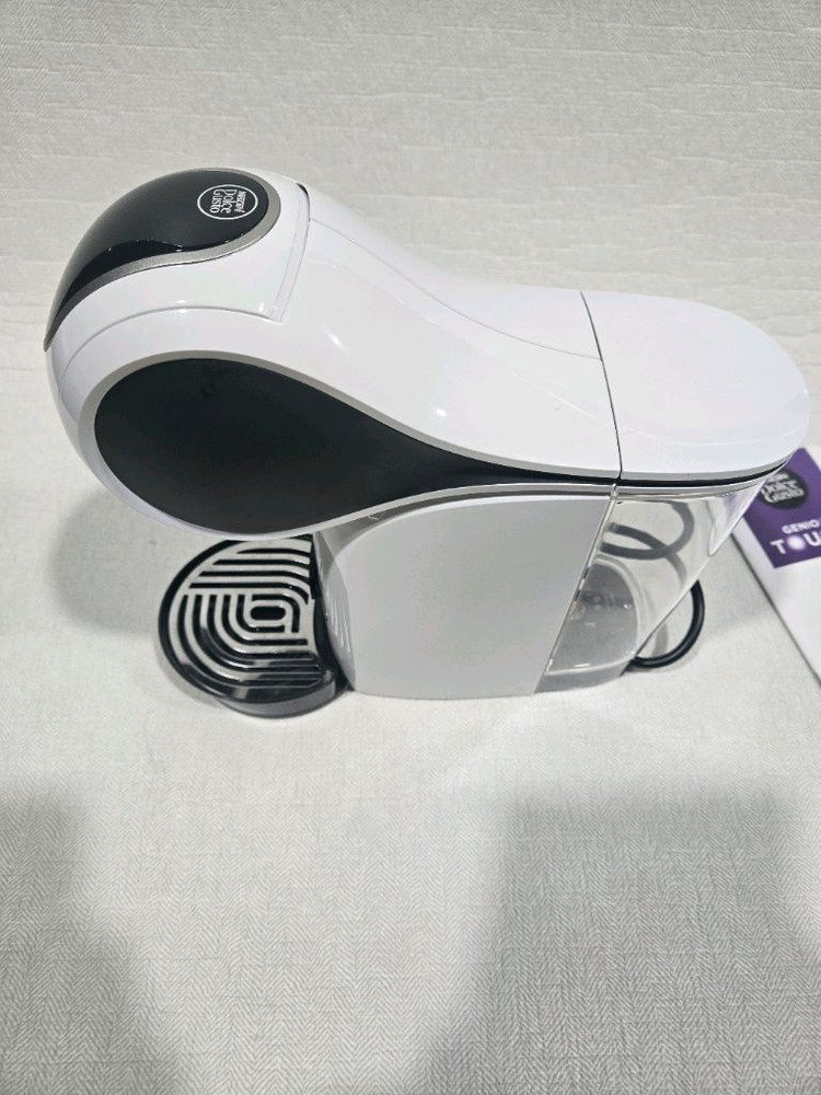 돌체구스토 지니오S 터치 화이트+돌체캡슐컨테이너 이미지