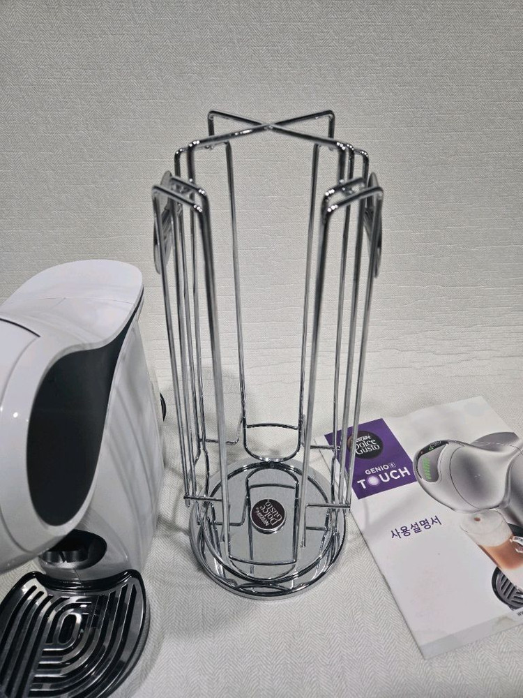 돌체구스토 지니오S 터치 화이트+돌체캡슐컨테이너 이미지