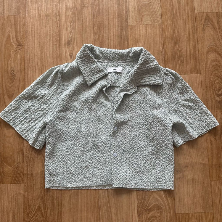 앤드모어 쿨링 크롭 셔츠--3