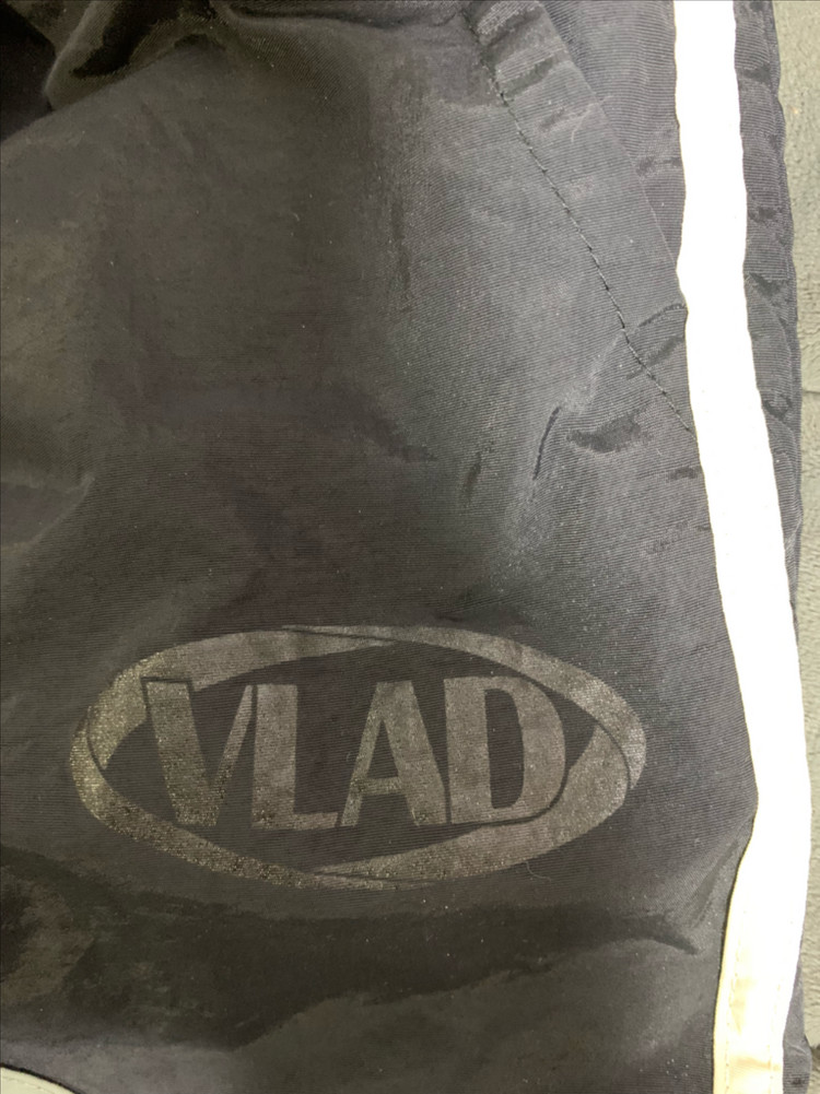 VLAD 나일론 버틸컬 원턱 트랙 팬츠 블랙--4