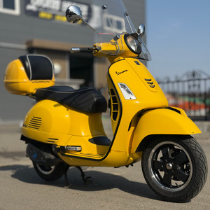 피아지오 베스파gts300 16년식 3만 깔끔한 셋팅 저렴하게 판매합니다!