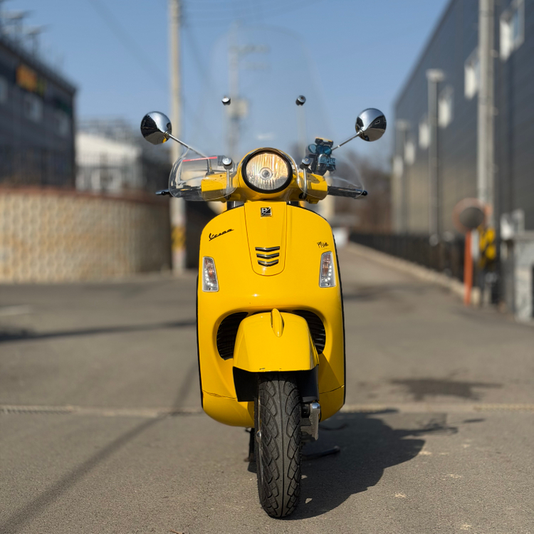 피아지오 베스파gts300 16년식 3만 깔끔한 셋팅 저렴하게 판매합니다!--7