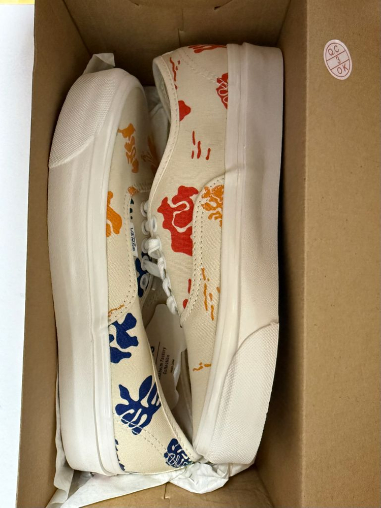 (새상품)반스 스니커즈 에너하임 OG 알로하 어센틱 44D 250--2