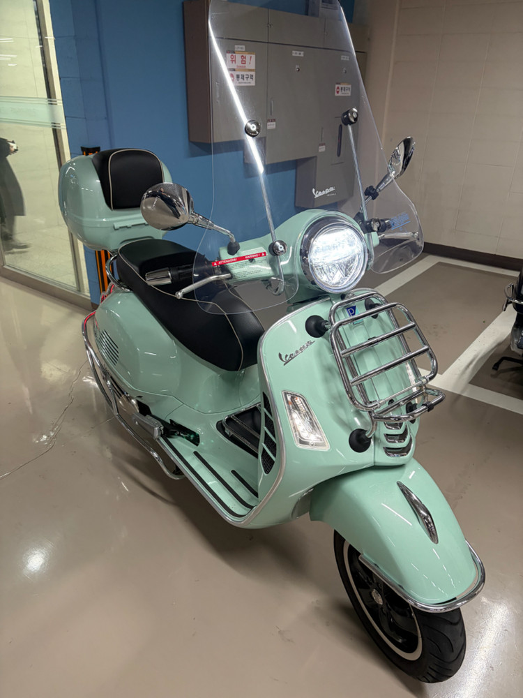 베스파 gts125 22년식--2