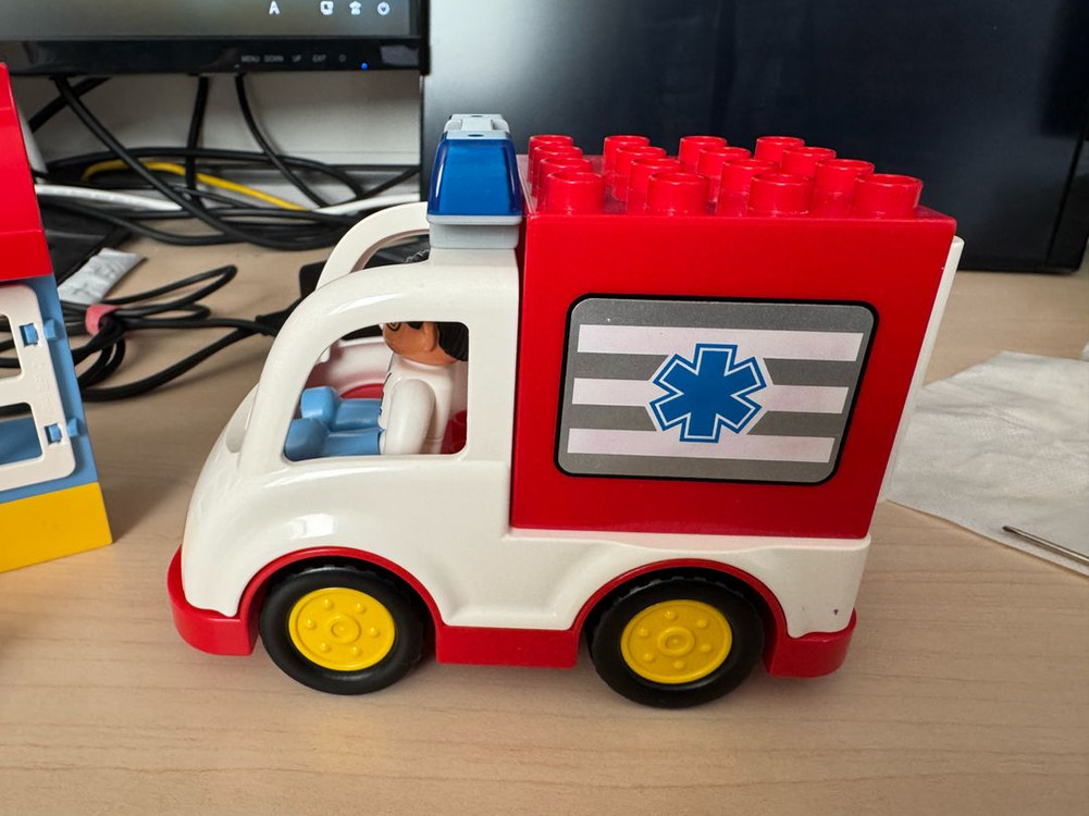 (단종제품) 레고 듀플로 10527 앰블런스 세트--2