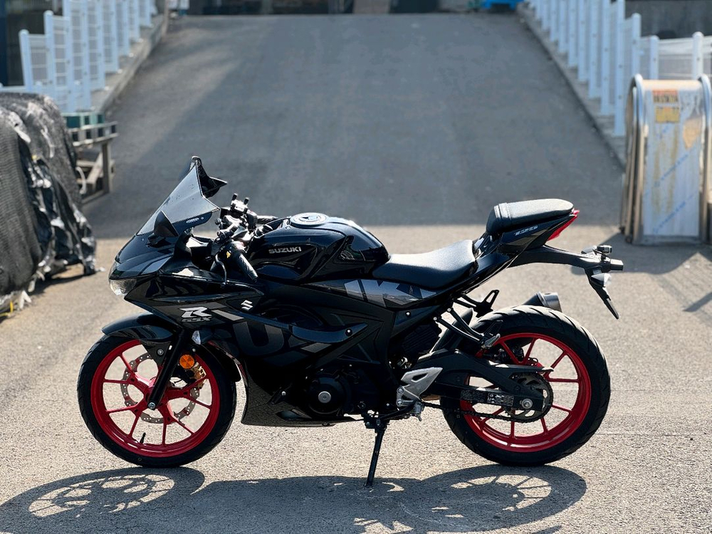 스즈키GSXR125/23년식/8천키로/330만원/2채널블박 이미지