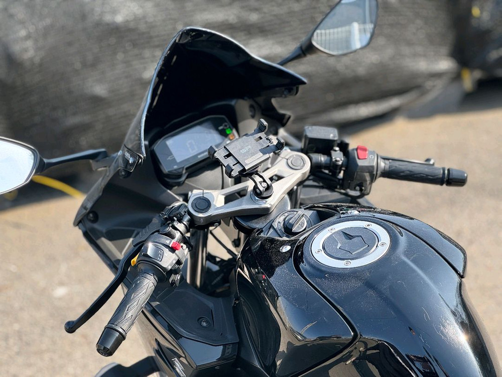 스즈키GSXR125/23년식/8천키로/330만원/2채널블박 이미지
