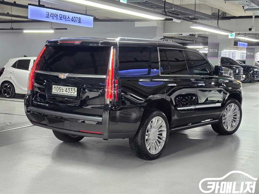 [캐딜락]에스컬레이드 6.2 V8 플래티넘 #앱특가--1