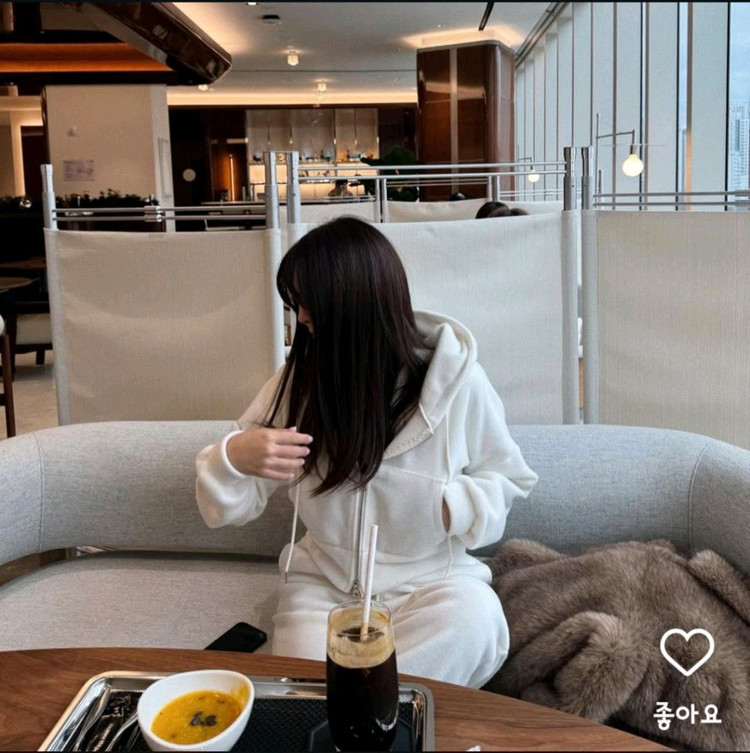 엔뉴엘 옷 4개 일괄--8