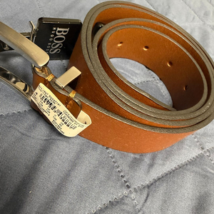 휴고 보스 남성 가죽 벨트 / 새상품
