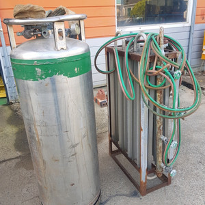 액산통 및 산소절단기 세트