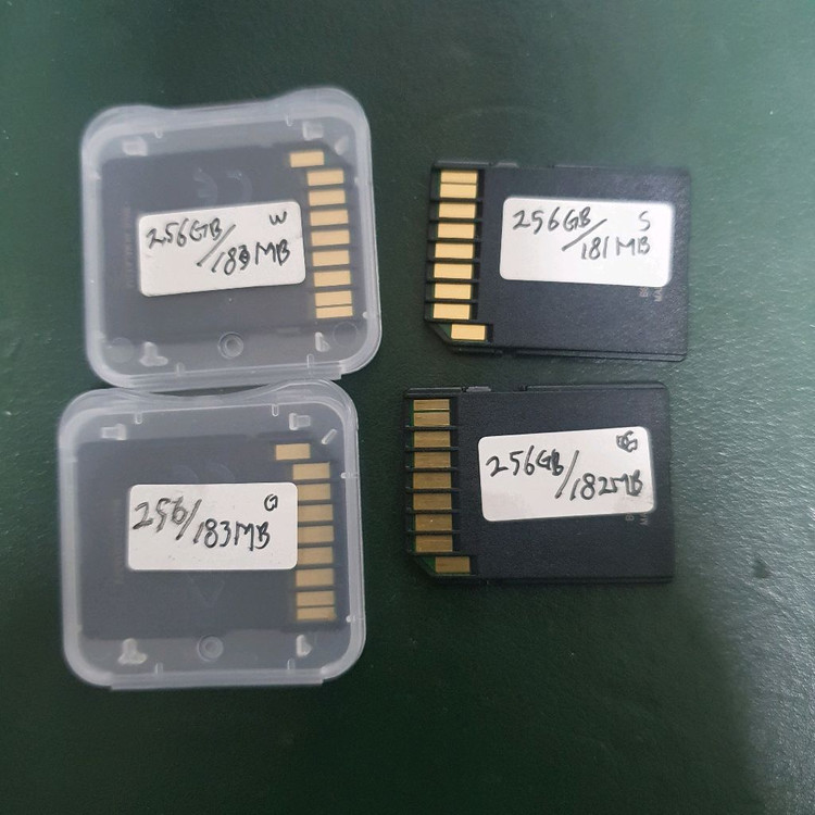 샌디스크 익스트림 프로 256GB v30 새제품--1