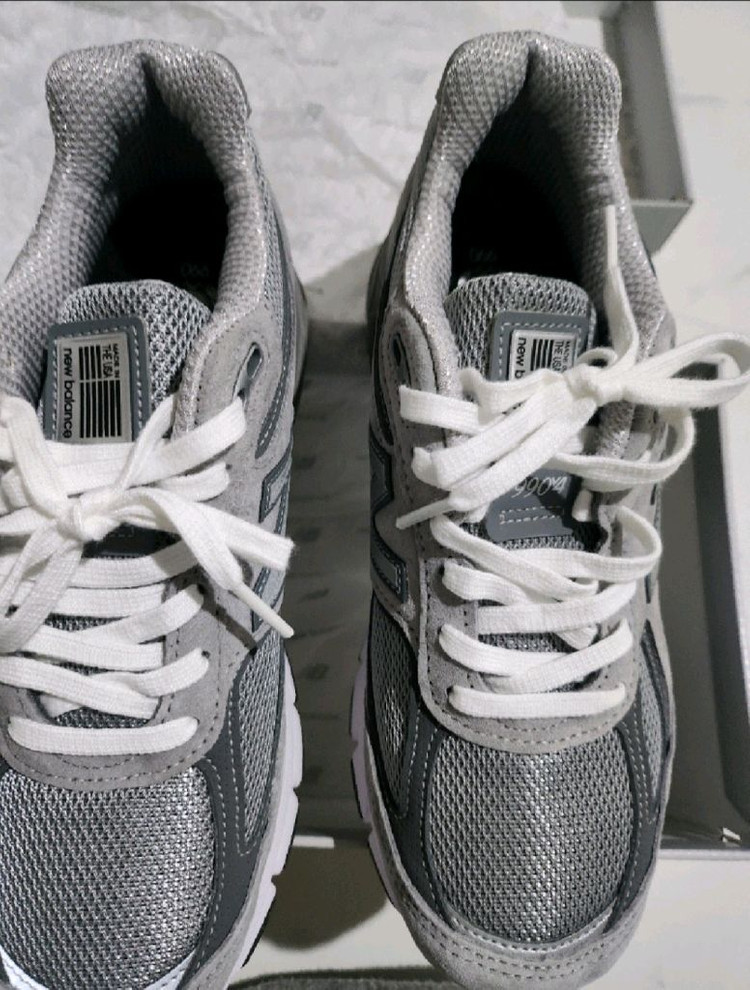 뉴발란스 990 v4 공용235--1