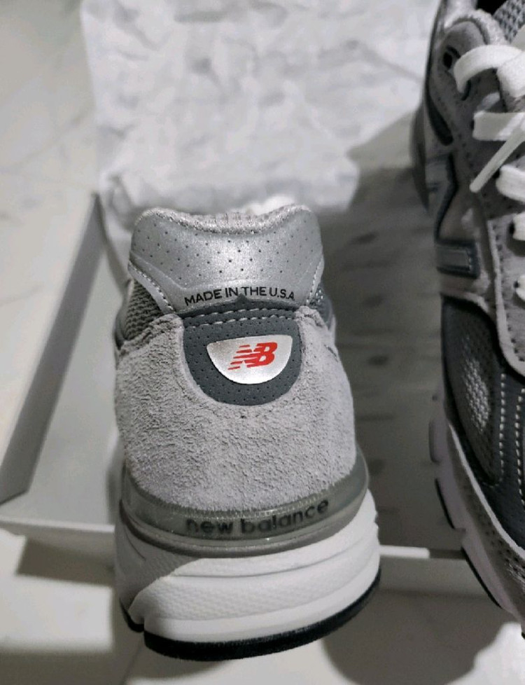 뉴발란스 990 v4 공용235--7