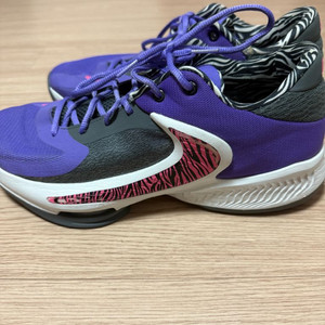 나이키 줌프릭4 290