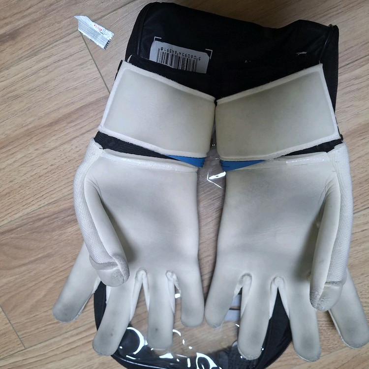 더원 NXT 프로 골키퍼 장갑--1