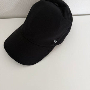 룰루레몬 블랙 캡모자