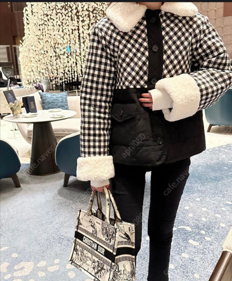 바이씨니 양털 체크패딩 이미지