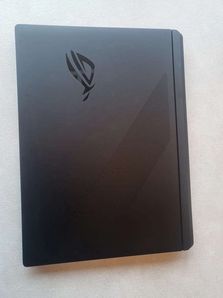 아수스 ASUS ROG Strix SCAR G18 rtx5090(2025) 이미지